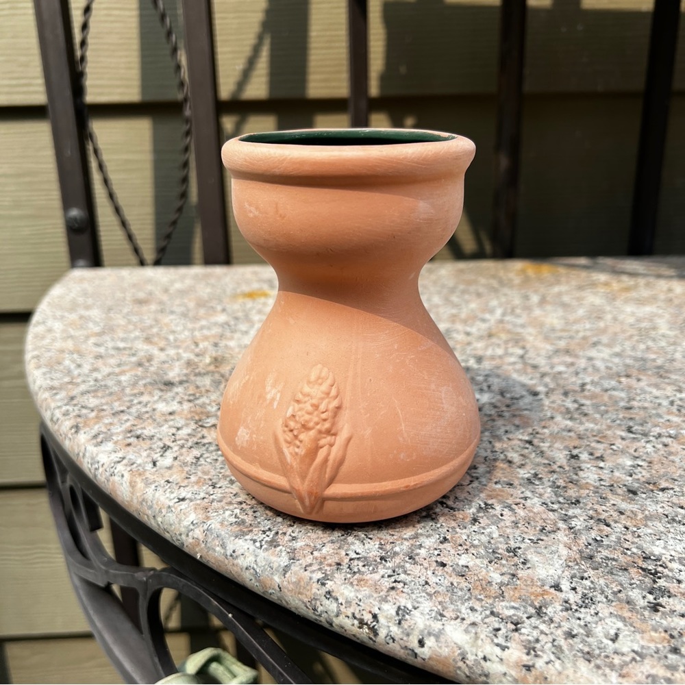 Solly’s Choice Vtg Pottery Terra Cotta Hyacinth Daffodil Embossed Bulb Vase